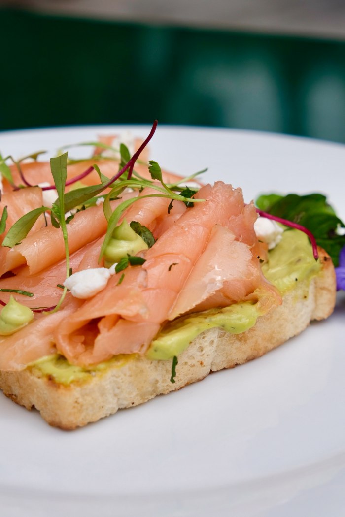 TÜT Café: el brunch que eleva el cafecito con pan en la ciudad 1