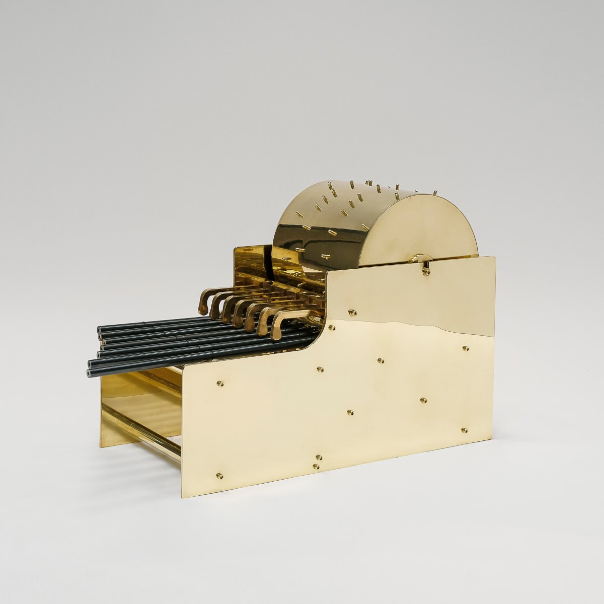 DISARM: Pedro Reyes convierte armas en instrumentos musicales 1